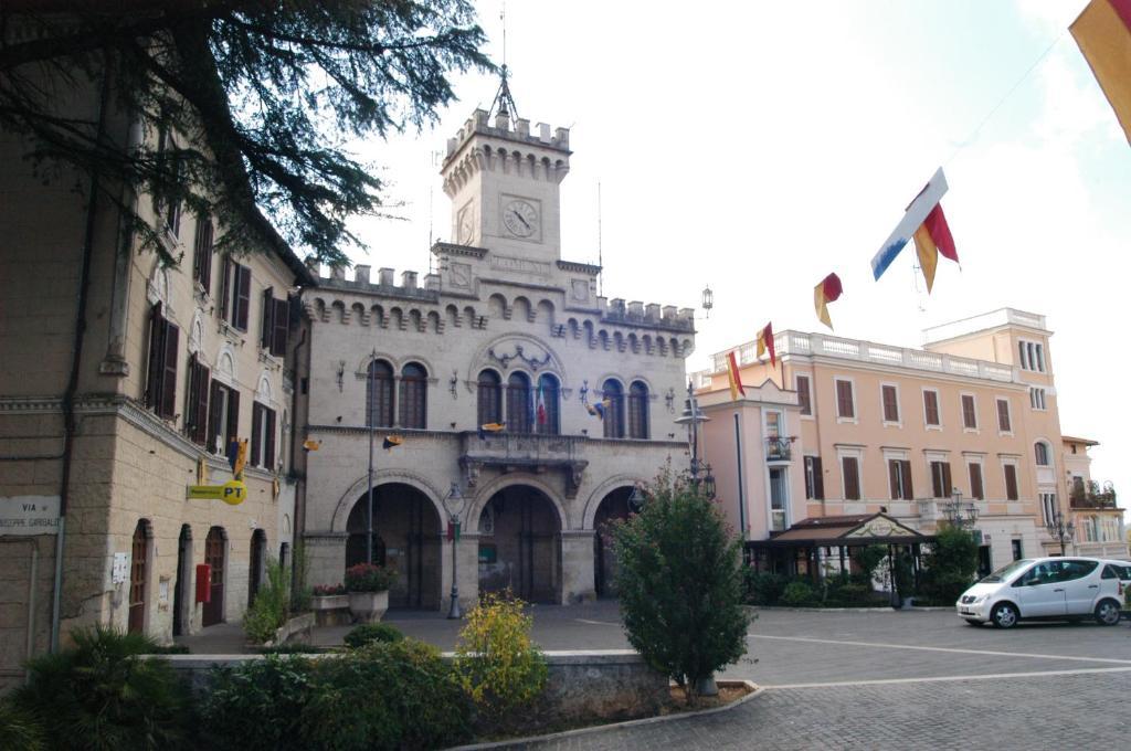Hotel Verdi Fiuggi Exterior foto